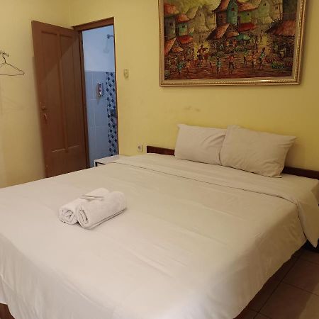 Hotel Maerakatja Yogyakarta Bagian luar foto