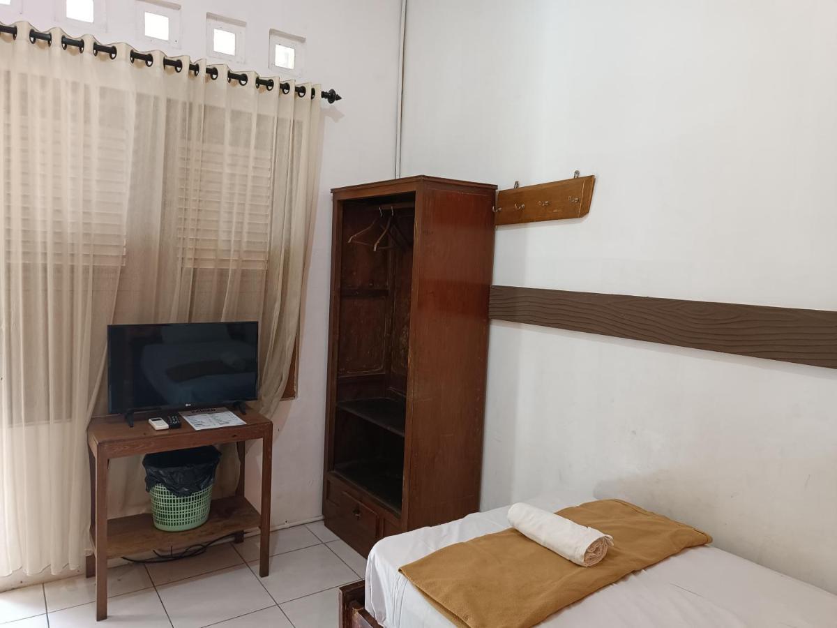 Hotel Maerakatja Yogyakarta Bagian luar foto