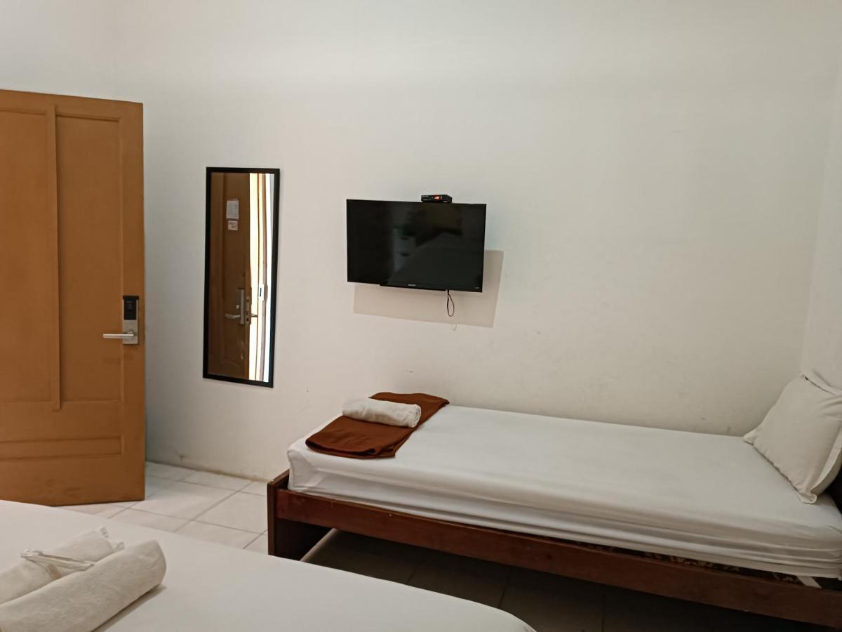 Hotel Maerakatja Yogyakarta Bagian luar foto