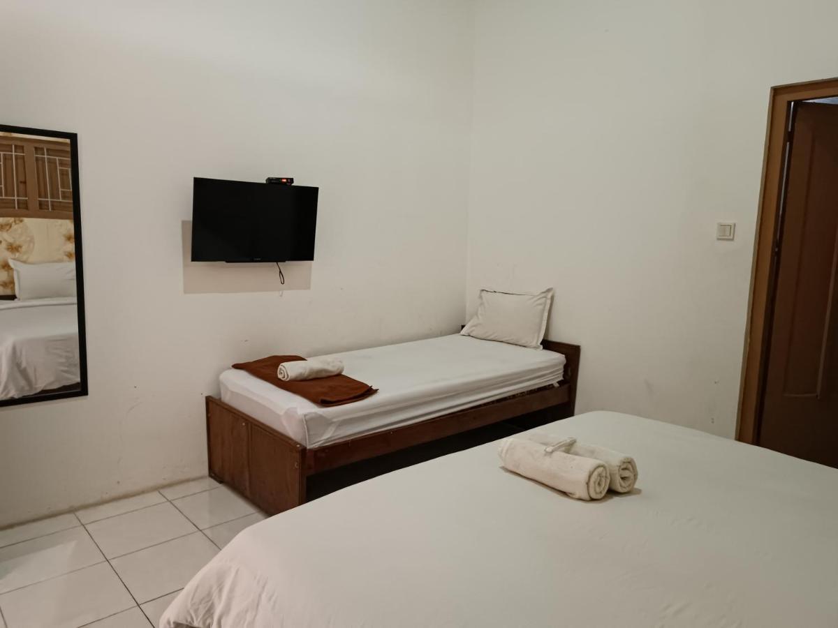 Hotel Maerakatja Yogyakarta Bagian luar foto