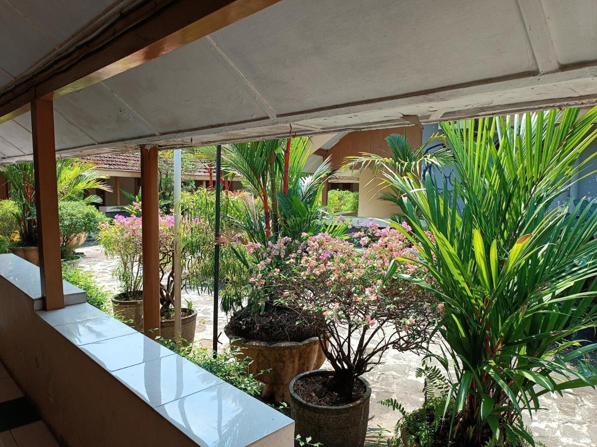 Hotel Maerakatja Yogyakarta Bagian luar foto
